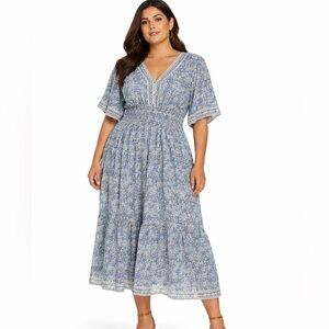 Beautiful LÉA blue floral midi dress in size 3X, new with tags.